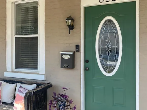 822 Biddle St, Ardmore, PA 19003