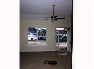 6 Montero Dr, Savannah, GA 31405