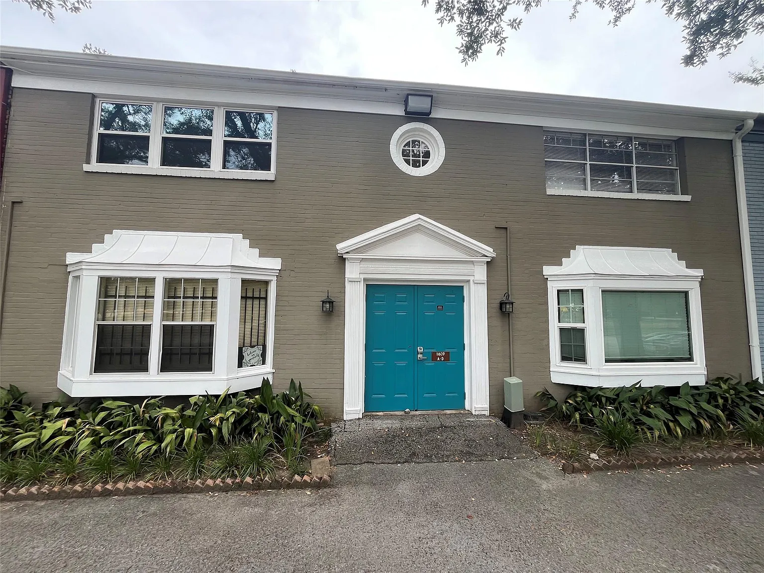 1 bed, 1.0 bath, 644 sqft, $899 — Photo 1