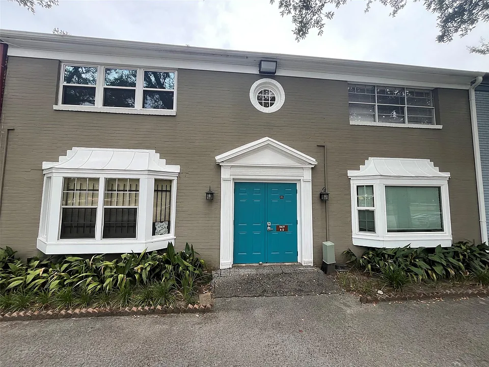 11609 Chimney Rock Rd