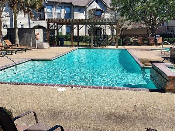 3rd image of 350 Emerald Forest Dr Unit 25102