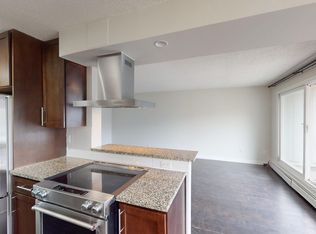 301D Greenview Dr NE, Calgary, AB T2E 6M1