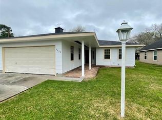 2632 Royal Ave, Groves, TX 77619