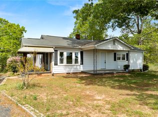 1739 Coffee Rd, Westminster, SC 29693