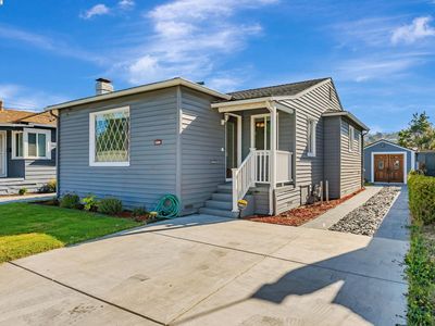 10500 Byron Ave, Oakland, CA, 94603