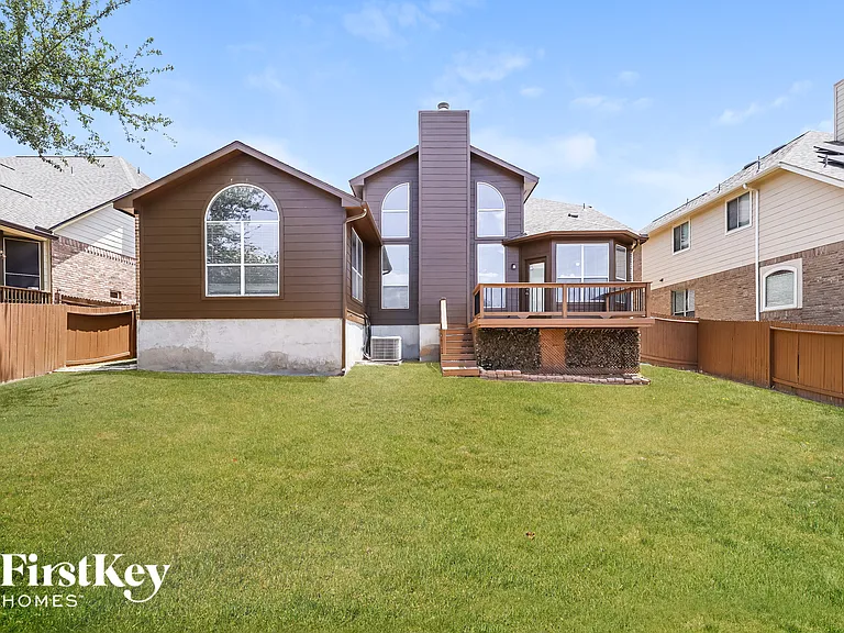 2225 Crary Mdw — Photo 15
