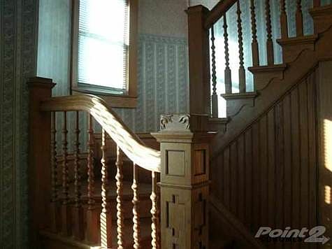 2nd image of 219 Mary St