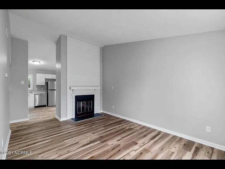 236 Webb Blvd — Photo 2