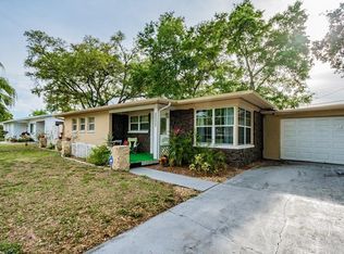 15596 Bedford Cir E, Clearwater, FL 33764