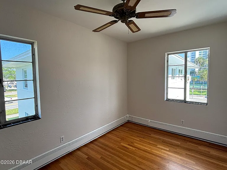 500 S Beach St #B3 — Photo 7