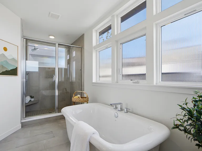 4106B Linden Ave N #B — Photo 18