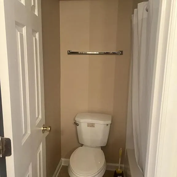 549 White River Dr #14C — Photo 13