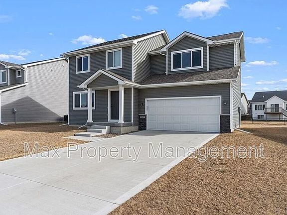 2nd image of 3509 NE Winding Trail Dr