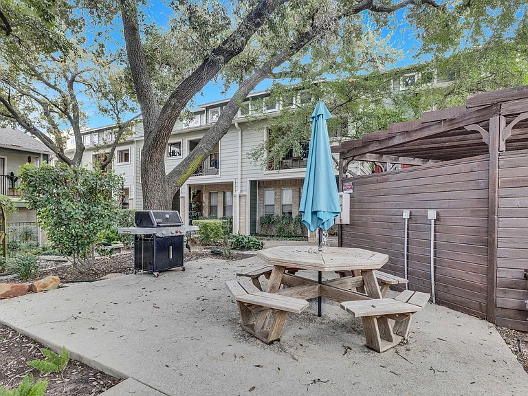2104 Cullen Ave #207 — Photo 21