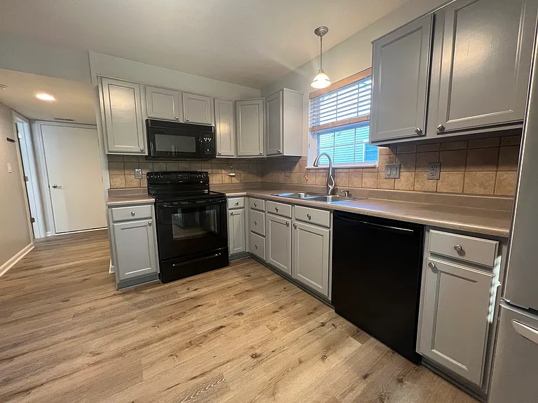 6635 W Odessa Way — Photo 36