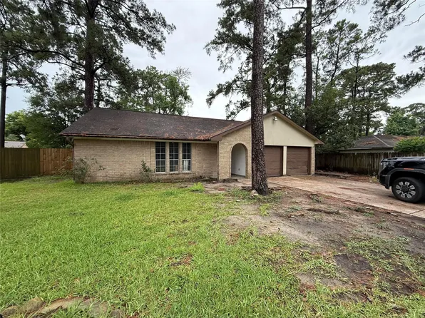 8006 White Swan Dr, Humble, TX 77396