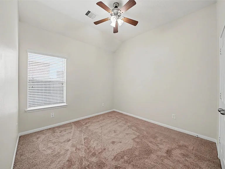 10035 Arcadian Springs Ln — Photo 13