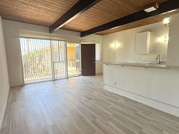 2nd image of 1730 Coronado Ave APT 18