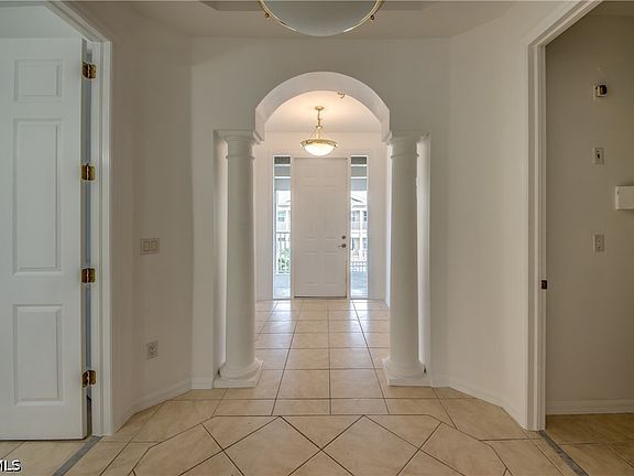 4th image of 15250 Riverbend Blvd APT 204