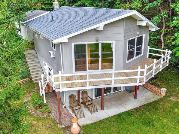 14756 Hideaway Dr, Vandalia, MI 49095