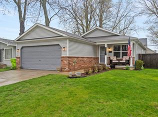 391 4th Ave, Pontiac, MI 48340