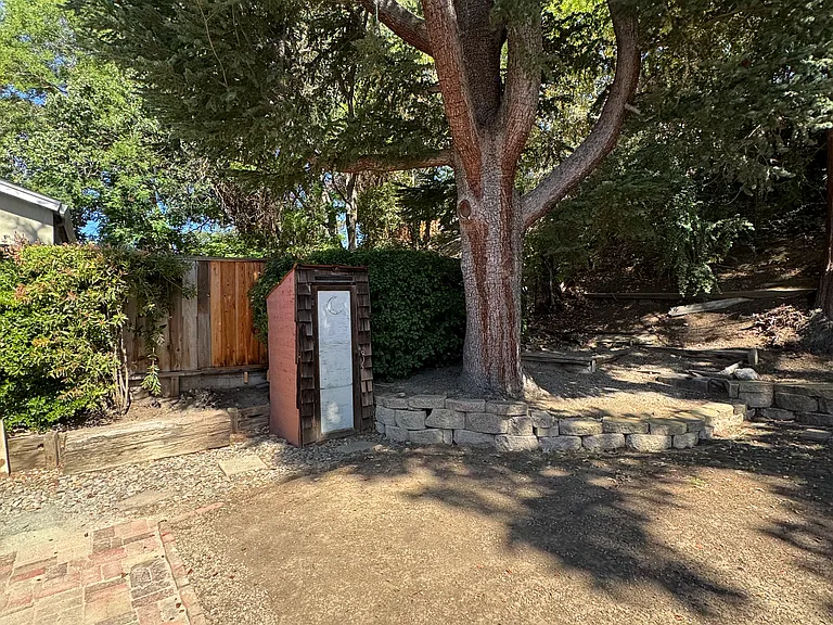 227 Ramona Rd — Photo 38