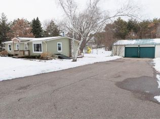E11996 Steinke Rd, Baraboo, WI 53913