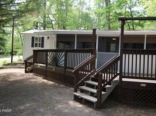 112 Birchy Brook Dr, Milford, PA