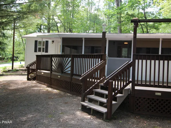 112 Birchy Brook Dr, Milford, PA 18337