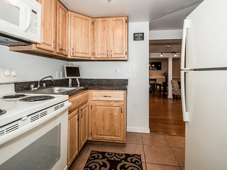 Pickering Run Apartments — Photo 9
