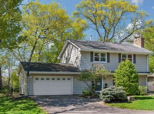 290 Ridgeview Dr E, Wayzata, MN 55391
