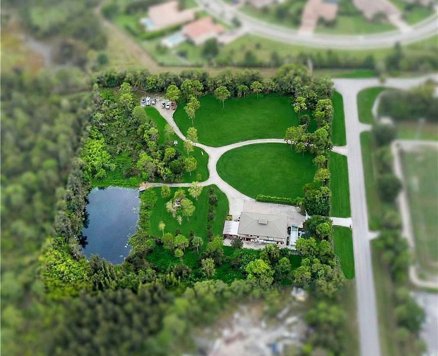 1st image of 7001 SE Atlantic Ridge Dr