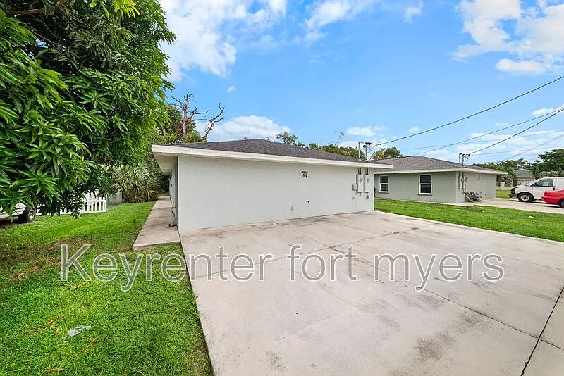 3 bed, 2.0 bath, 1170 sqft, $1,450 — Photo 1