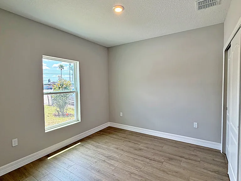 5027 Old Cheney Hwy — Photo 16