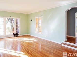 546 N Spaulding Ave, Los Angeles, CA 90036