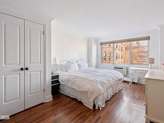 2nd image of 333 E 79th St APT 17V