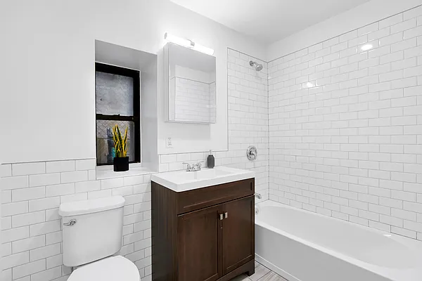 Rented by Freestone Property Group | media 27