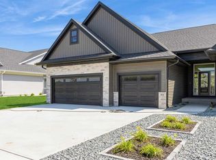 814 High Ridge Trl, Solon, IA 52333