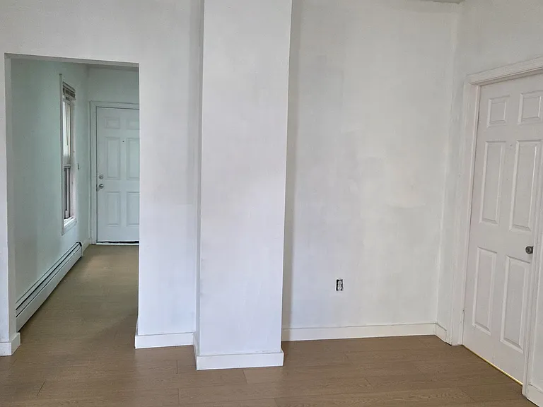773 E 26th St #1 — Photo 14