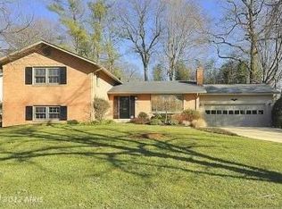 6729 Sulky Ln, Rockville, MD 20852