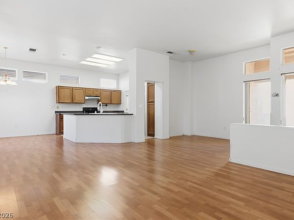 5th image of 9937 Heyfield Dr