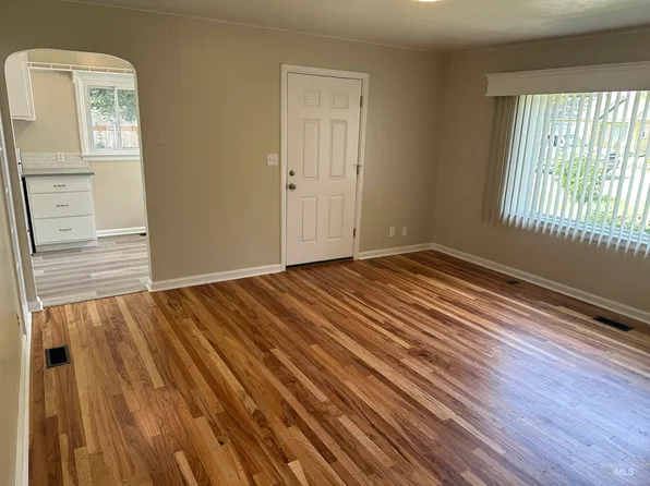 202 S Beach St, Boise, ID 83705