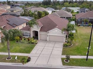 315 19th St NW, Ruskin, FL 33570