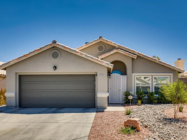 5538 Lonesome Biker Ln — Photo 2