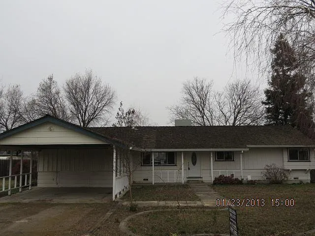 432 Justeson Ave photo 1