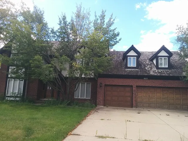 603 Claire Ln photo 1