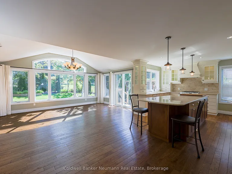 44 Tanager Dr #UPPER — Photo 5