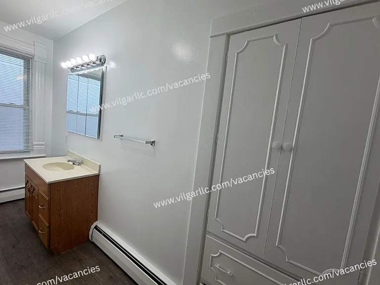 136 Matteson St — Photo 15