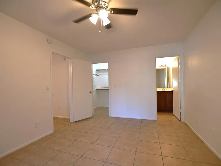 875 S Nebraska St — Photo 15