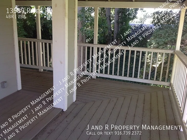 13589 River Rd — Photo 15